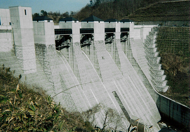 Miharu Dam 