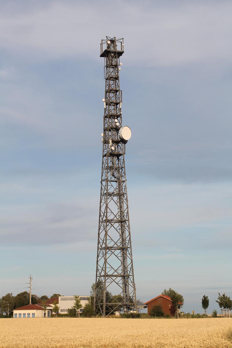 Mobilfunkturm beim Rheinsender 