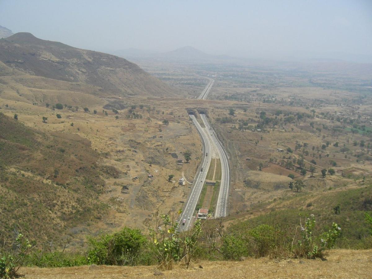 The Mumbai-Pune Expressway, from atop the Sahyadris 