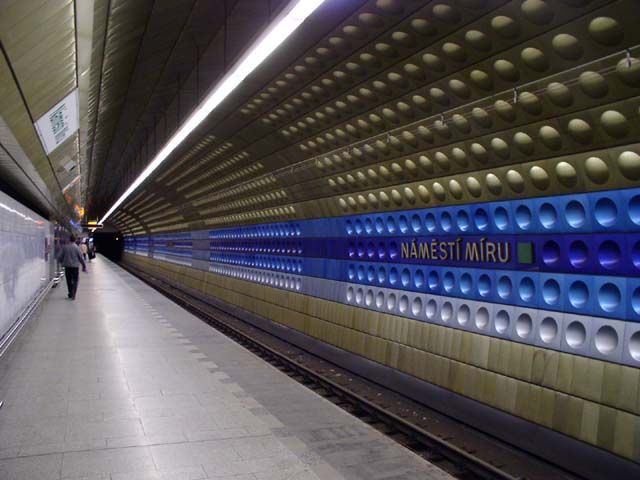 Metrobahnhof Náměstí Míru 