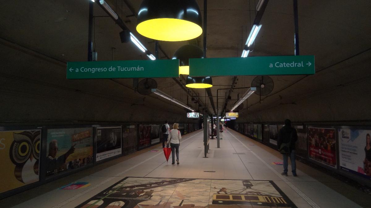 Station de métro Plaza Italia 