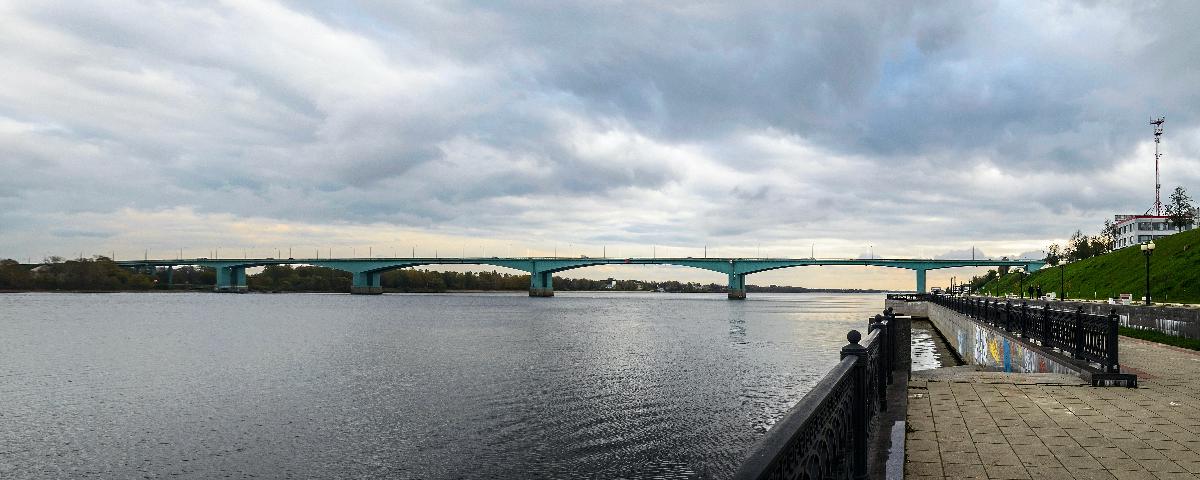 Straßenbrücke Jaroslawl 