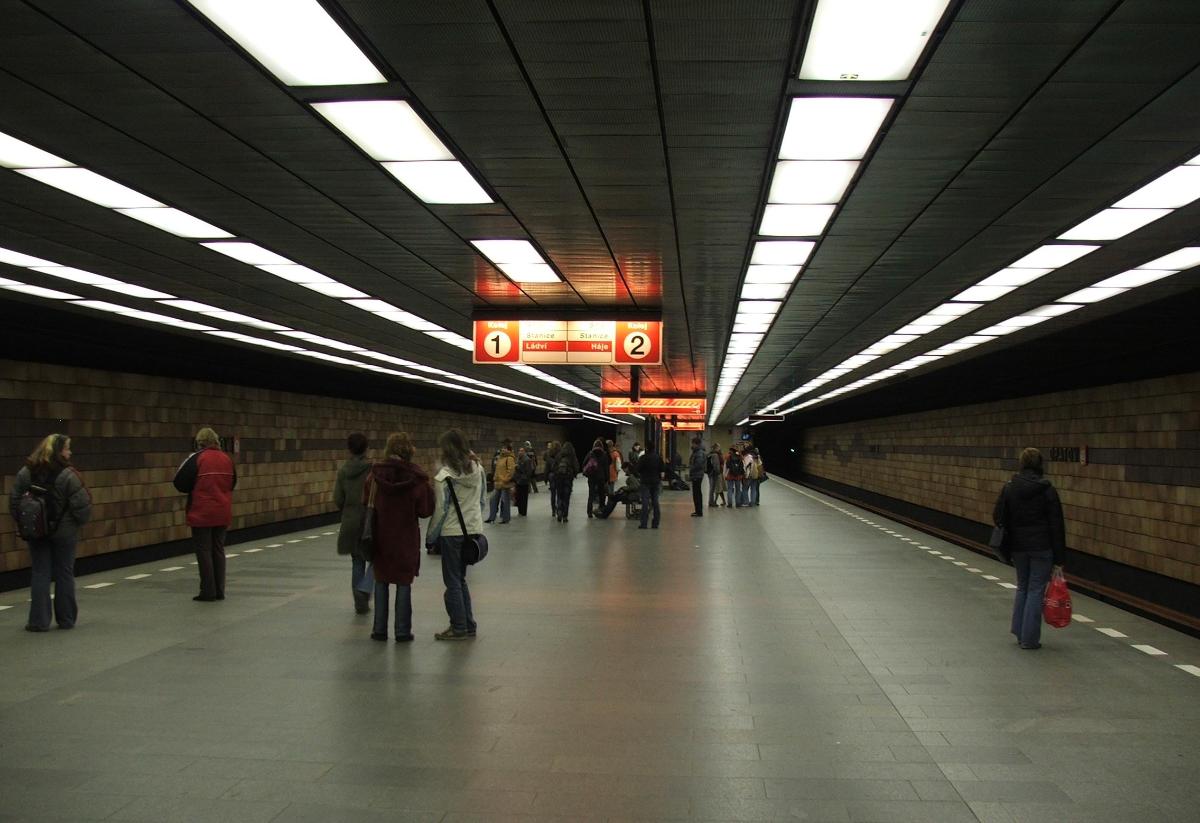 Metrobahnhof Opatov 