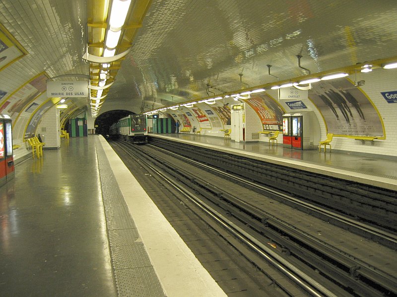 Metrobahnhof Goncourt 