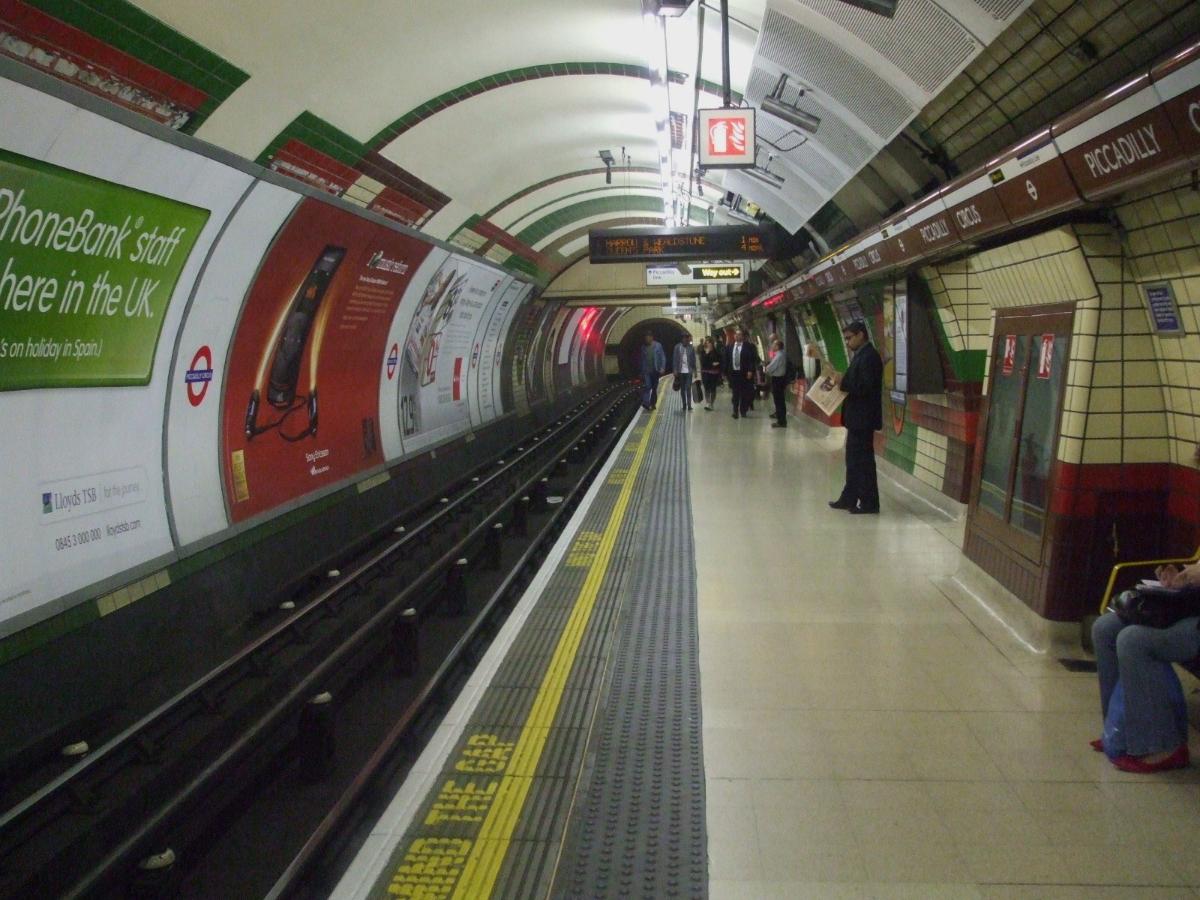 Piccadilly Circus tube station Bakerloo line northbound platform looking south 