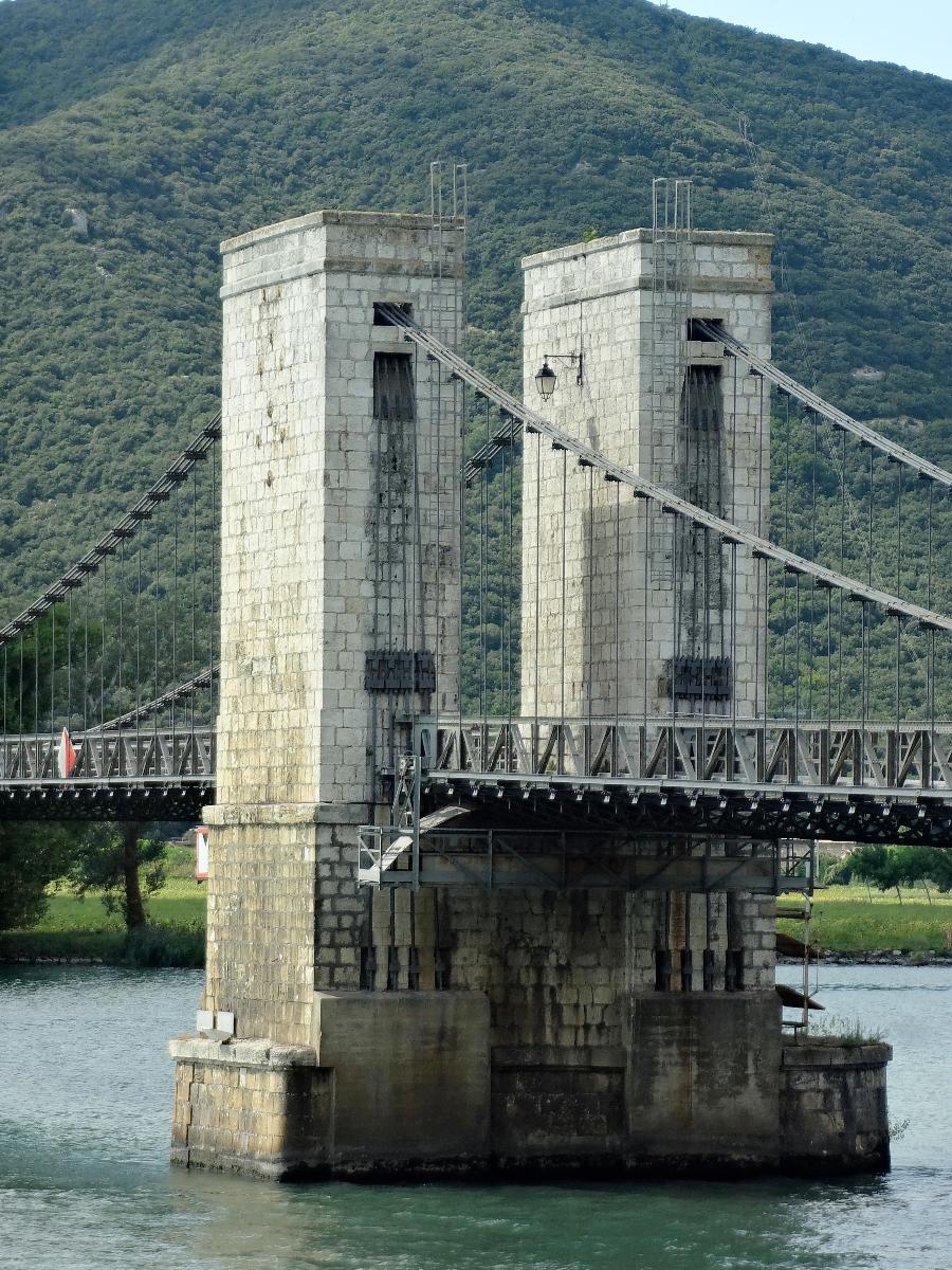 Robinet Suspension Bridge 