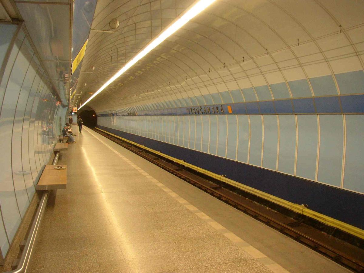 Metrobahnhof Vysocanská 