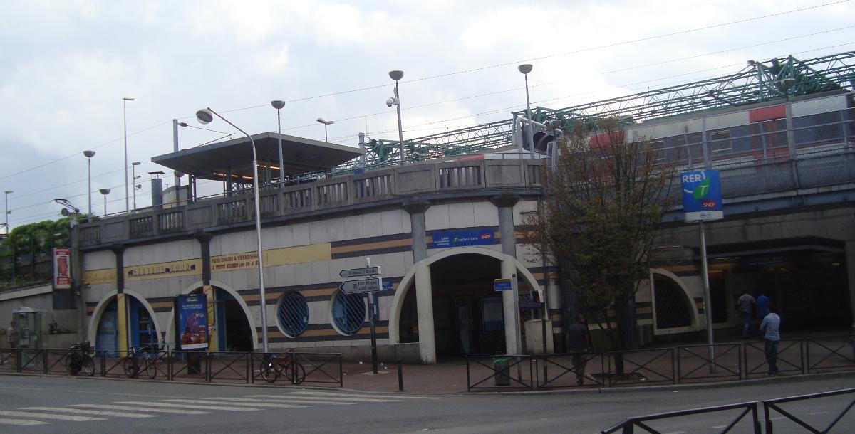 Gare de La Courneuve - Aubervilliers 