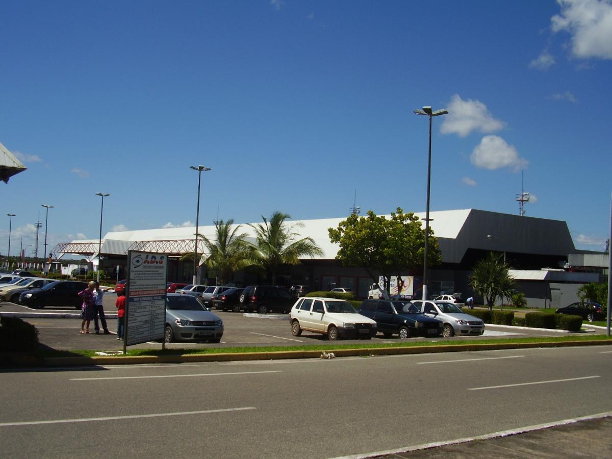Aéroport international Marechal Cunha Machado 