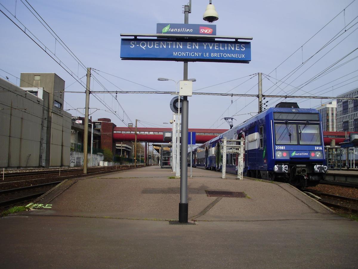Saint-Quentin-en-Yvelines - Montigny-le-Bretonneux Railway Station 