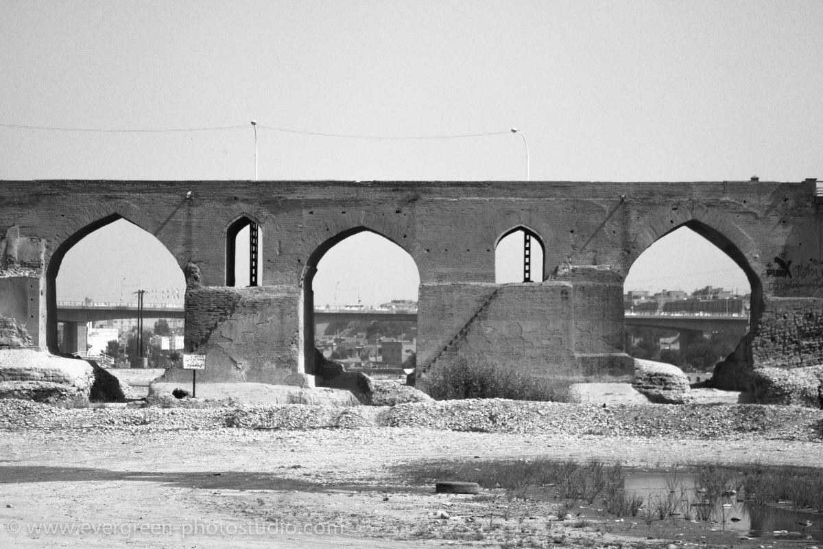 Alte Brücke von Desful 