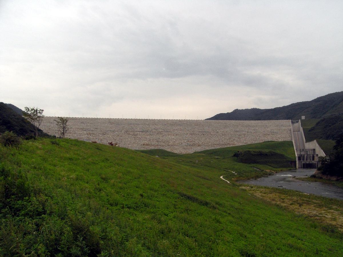 Surikamigawa Dam 