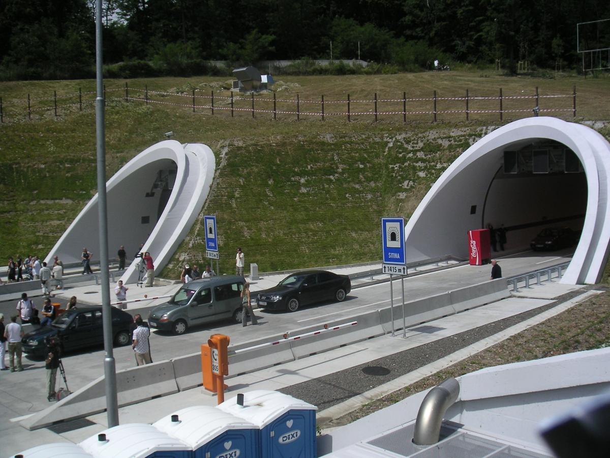 Sitina tunnel in Bratislava, Slovakia, southern entrance Taken at the opening day on 23 June 2007