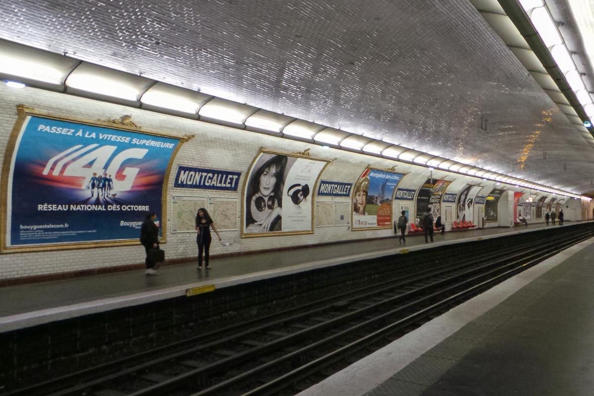 Station de métro Montgallet, ligne 8 du métro de Paris - Paris, France 