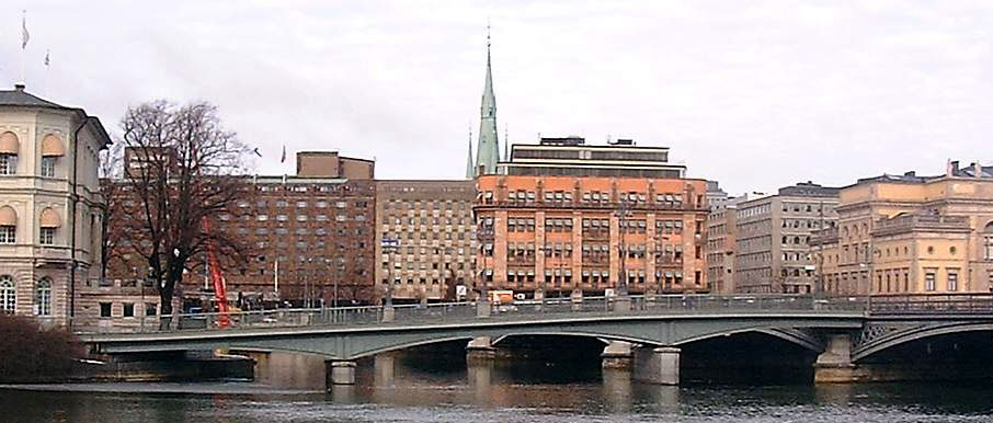 Strömsborgsbron 