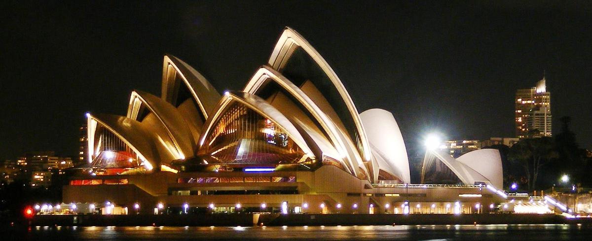 Sydney - Opera House(Fotograf: Adam.J.W.C.) 