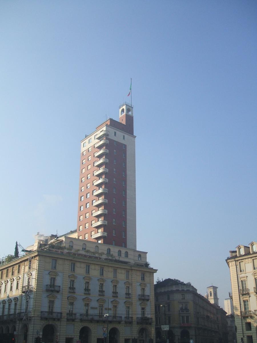 Littoria-Turm(Fotograf: Georgius LXXXIX) 
