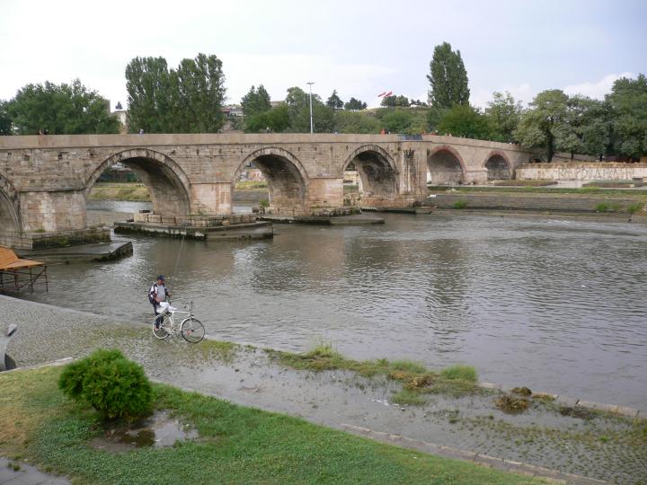 Steinbrücke in Skopje 