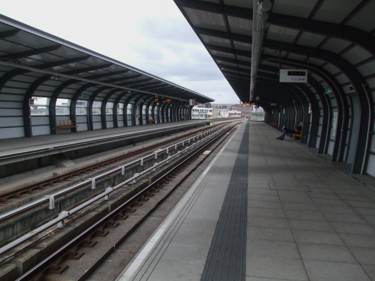 West Silvertown DLR station 