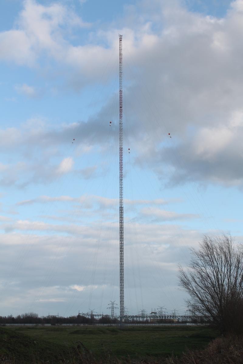 Brunsbüttel Wind Mast 