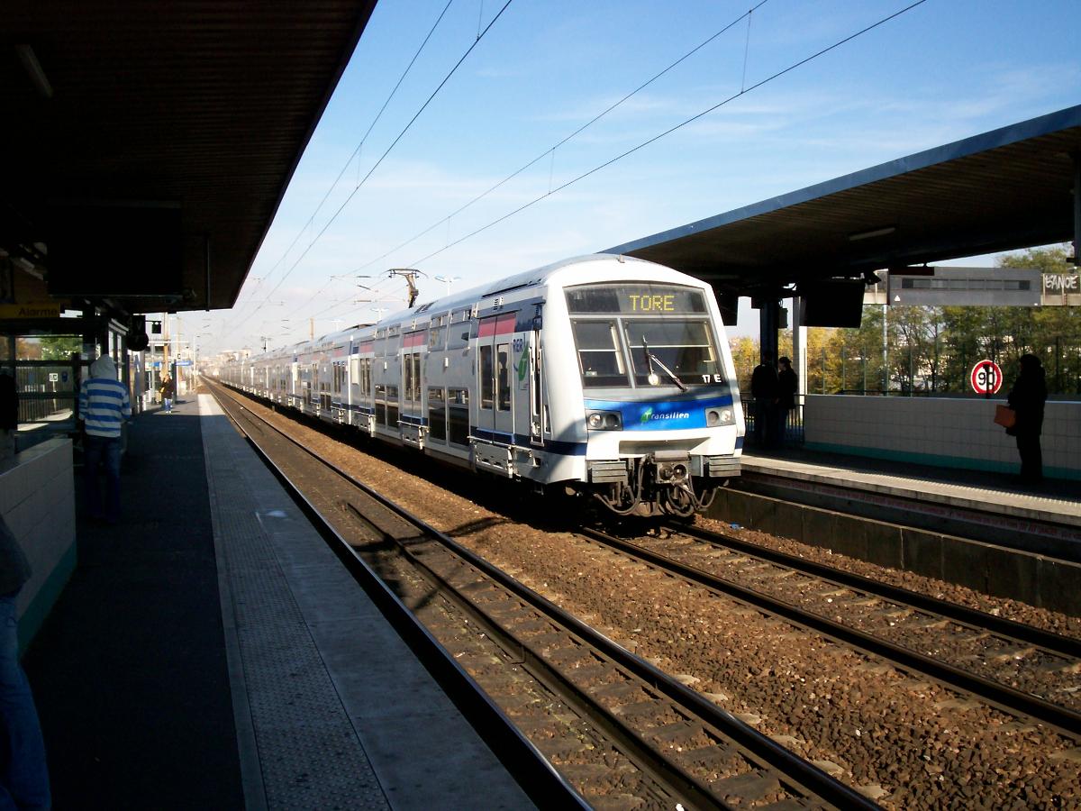 Bahnhof Val de Fontenay 
