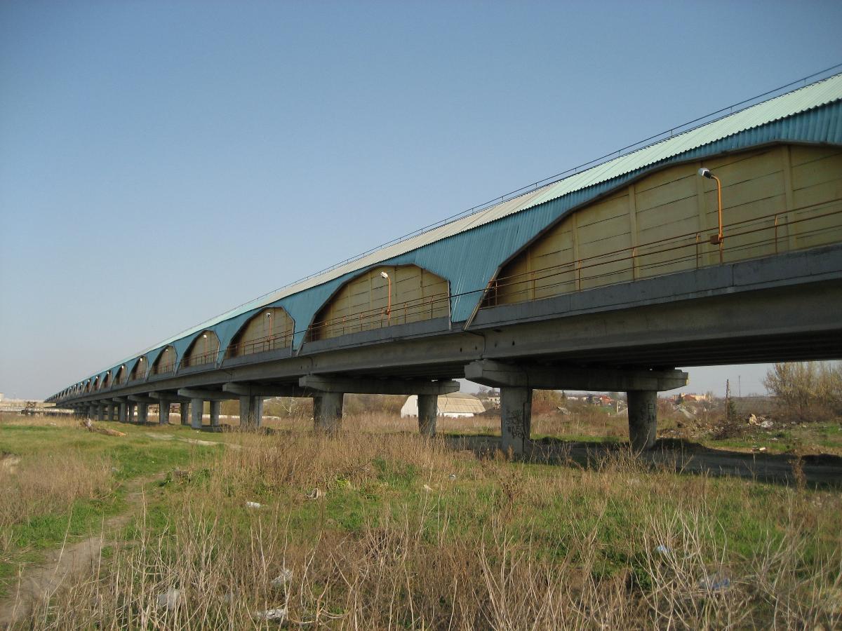 Metrobrücke Charkiw 