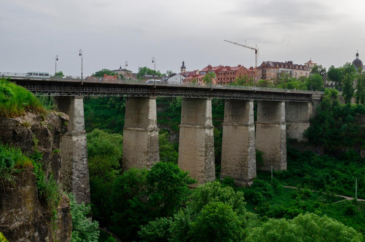Nowoplanivsky-Brücke 