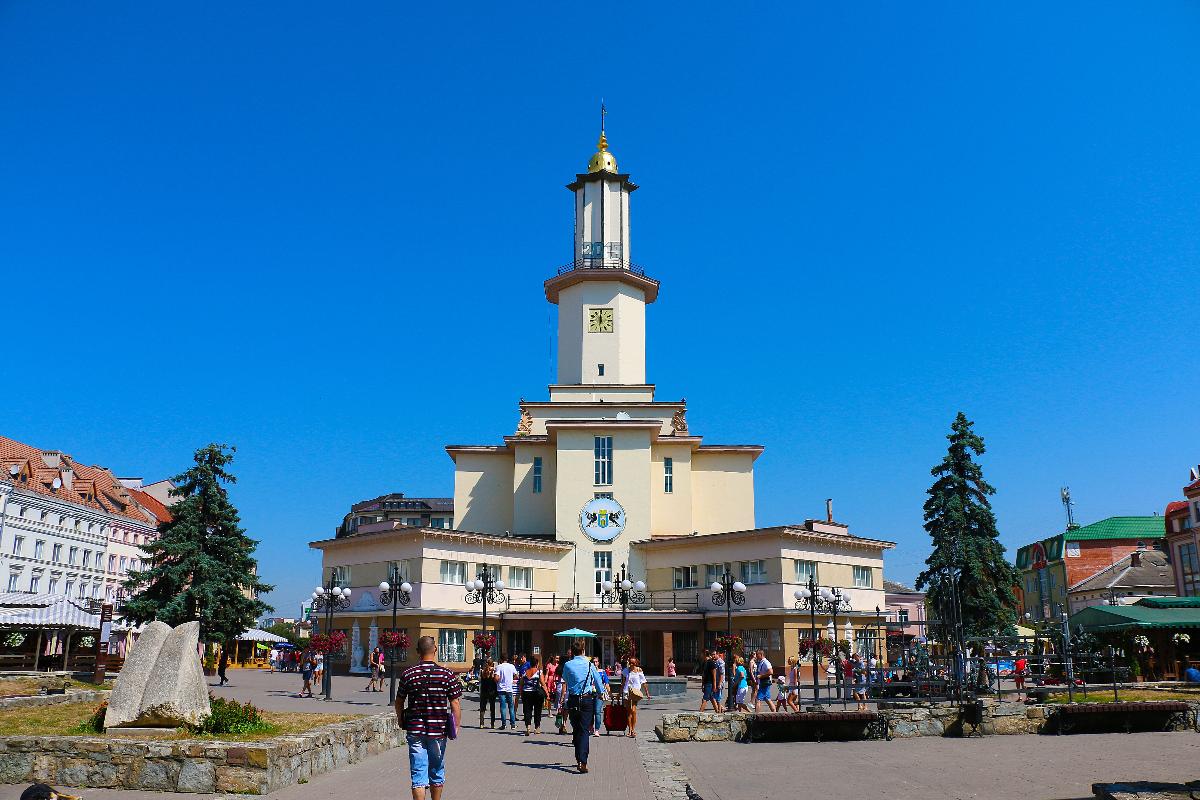 Ivano-Frankivsk Town Hall 