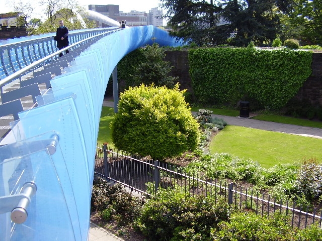 Pont en verre 