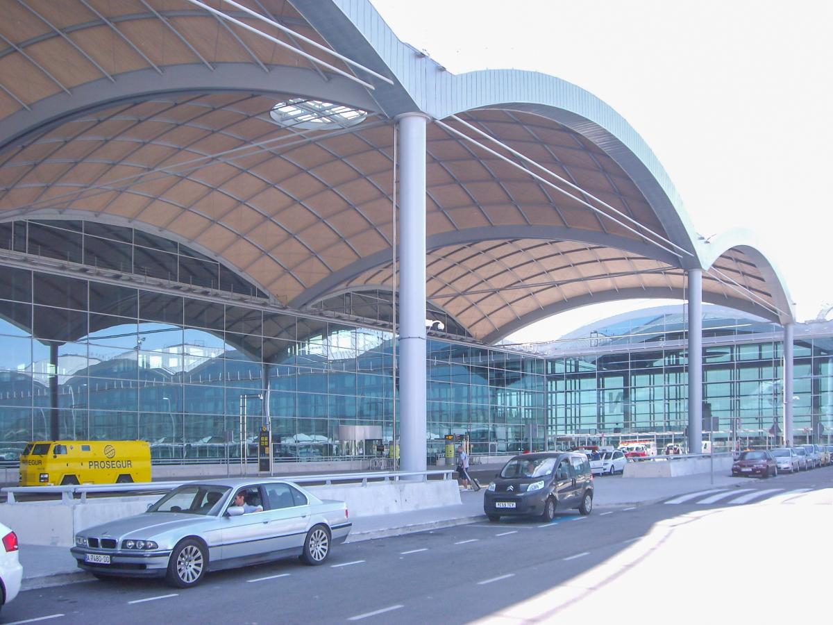 Alicante airport 