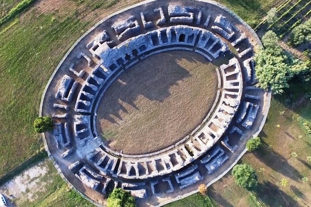 Amphitheater von Luni 
