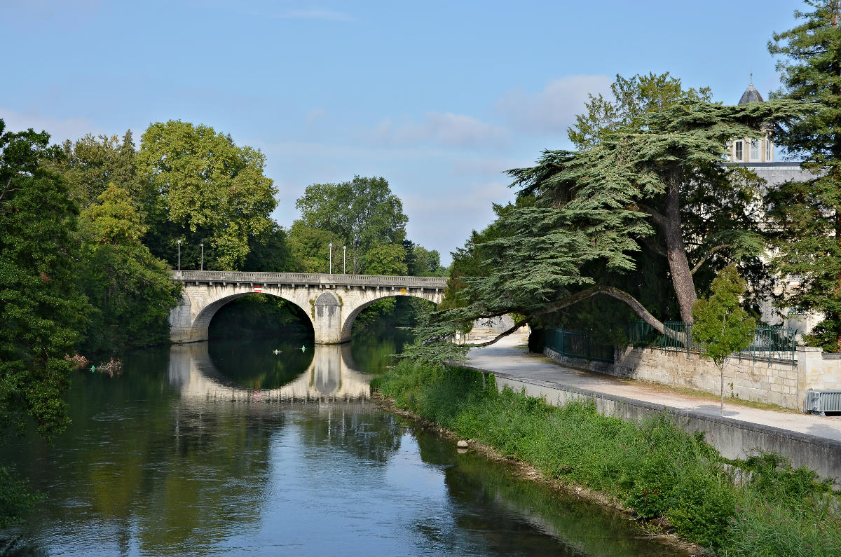 Pont de Saint-Cybard 