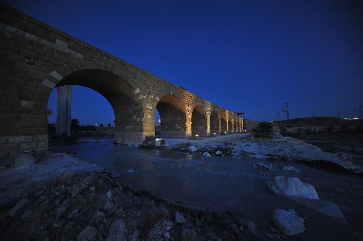 Vieux Pont sur la vallée de Beer-Sheva 