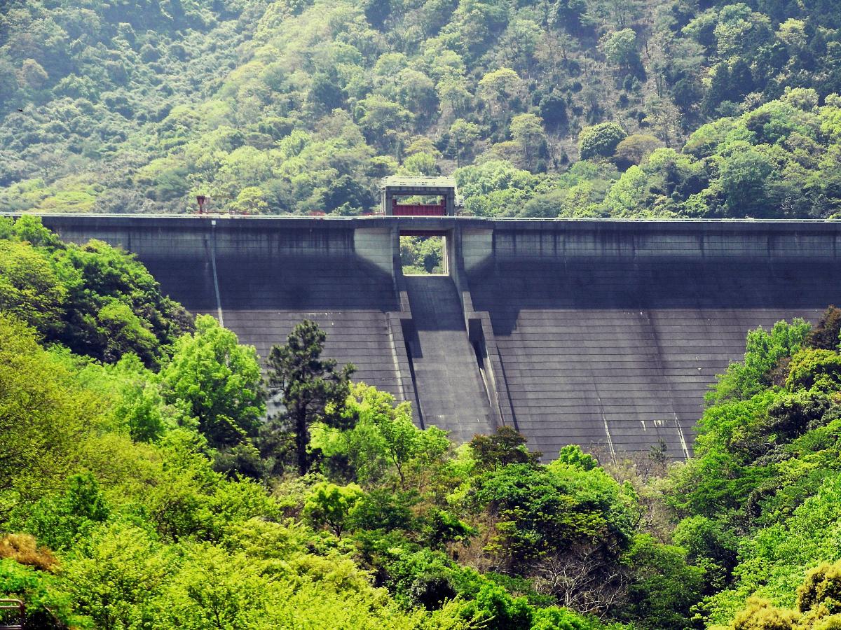 Ayuyagawa Dam 