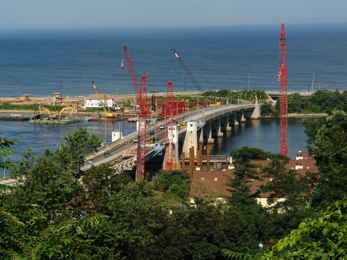 Highlands-Sea Bright Bridge The Highlands-Sea Bright Bridge between Highlands and Sea Bright, New Jersey during demolition on July 24, 2008. The bridge crosses the Shrewsbury River at the base of the Sandy Hook peninsula. Photo taken from Twin Lights.