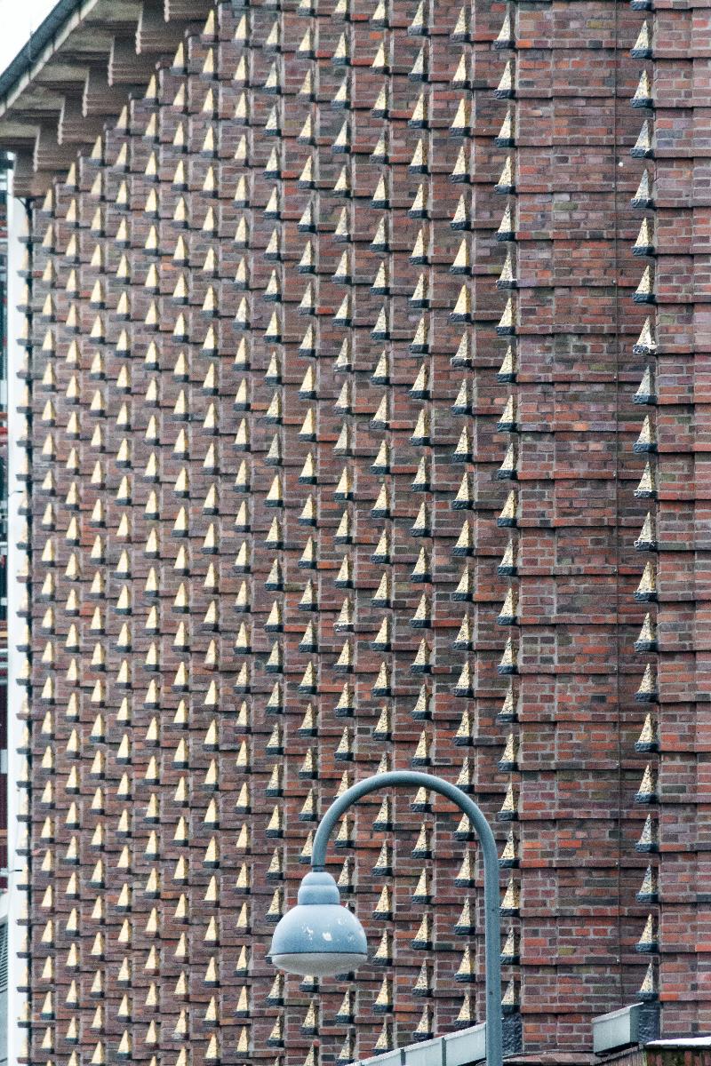 Fassadendetail am Broschekhaus in Hamburg-Neustadt 