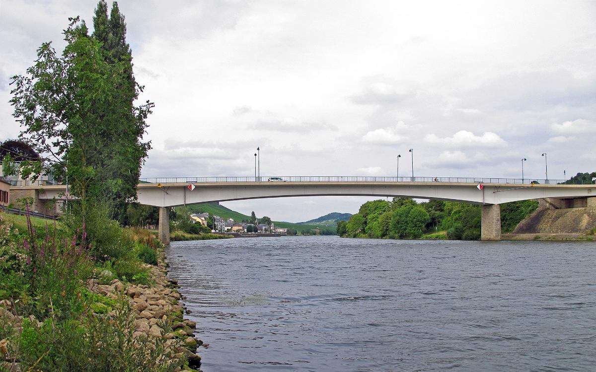 Bridge of Wormeldange-Wincheringen over the Moselle 