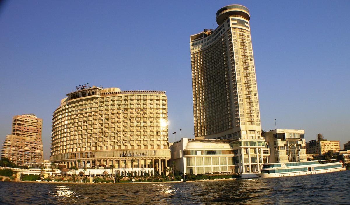Grand Nile Tower Hotel 