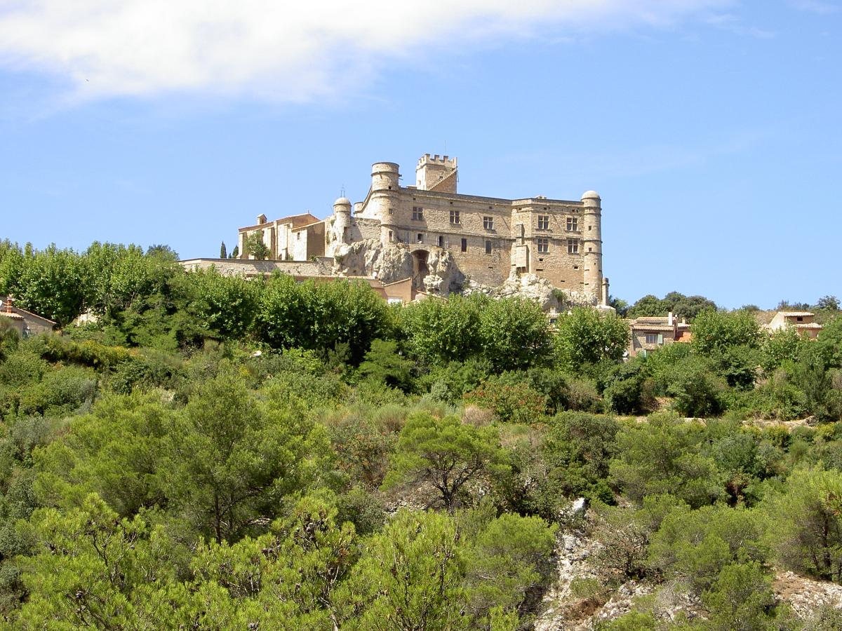 Burg Le Barroux 