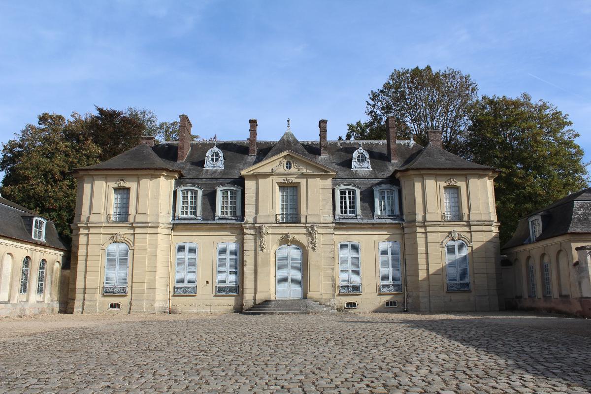 Château de Jossigny. 