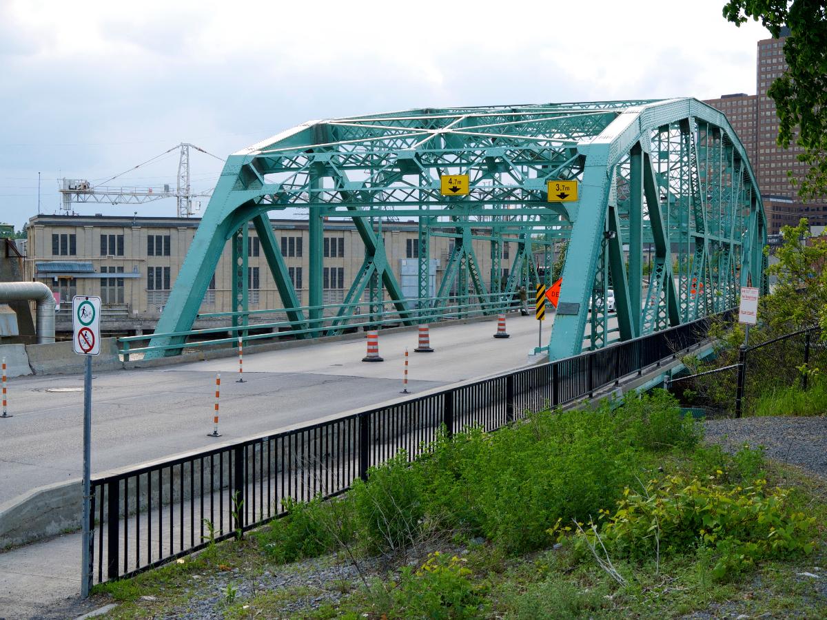 Chaudière Bridge across Ottawa River, in Ottawa, Ontario 