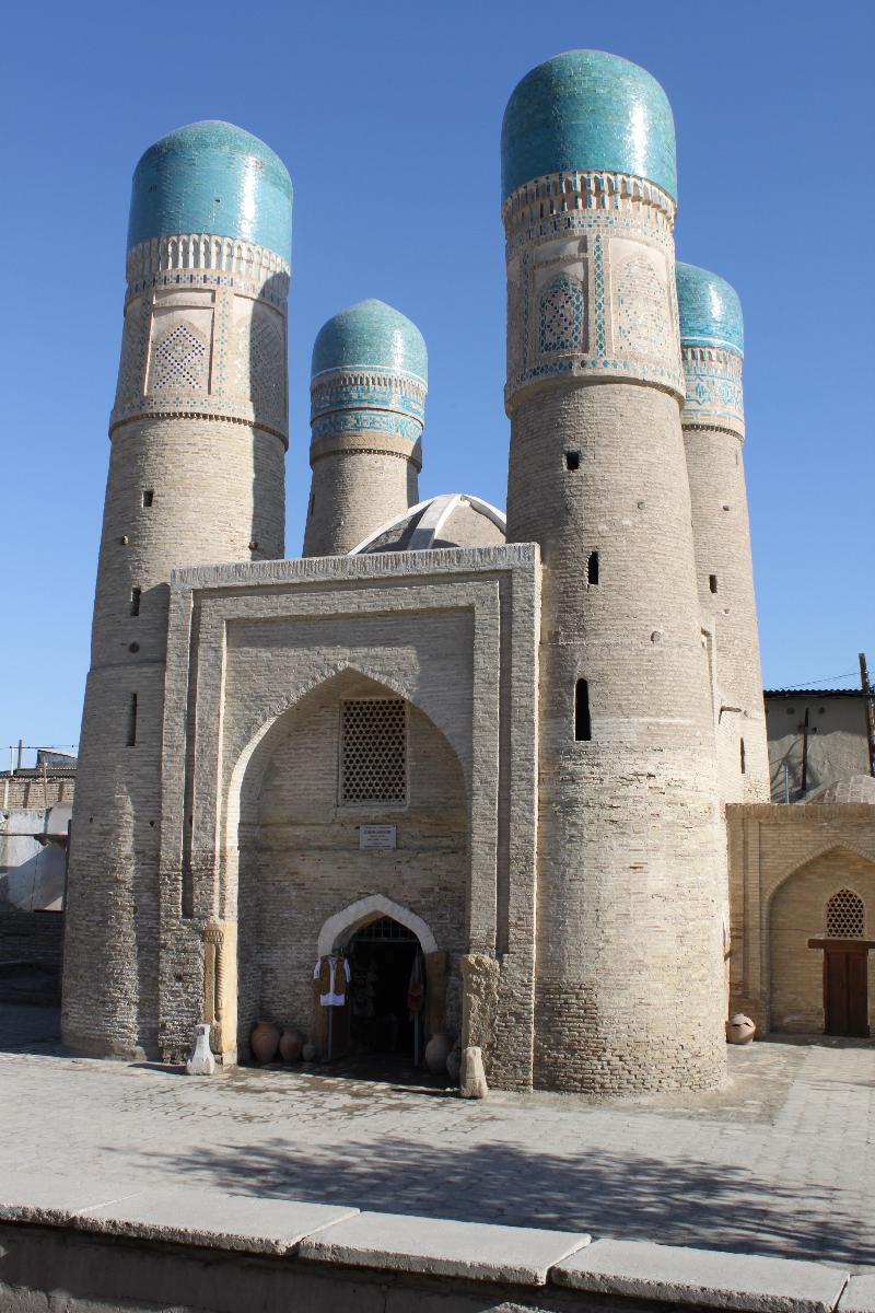 Tschor-Minar-Madrasa 