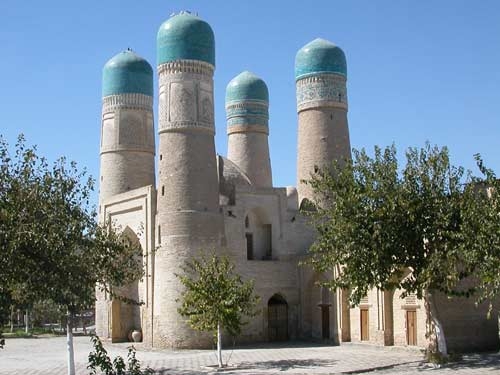 Tschor-Minar-Madrasa 