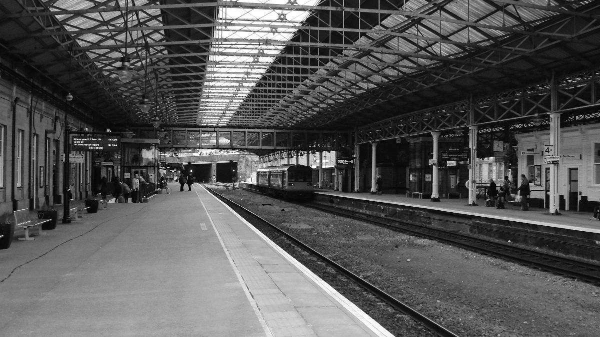 Bahnhof Huddersfield 