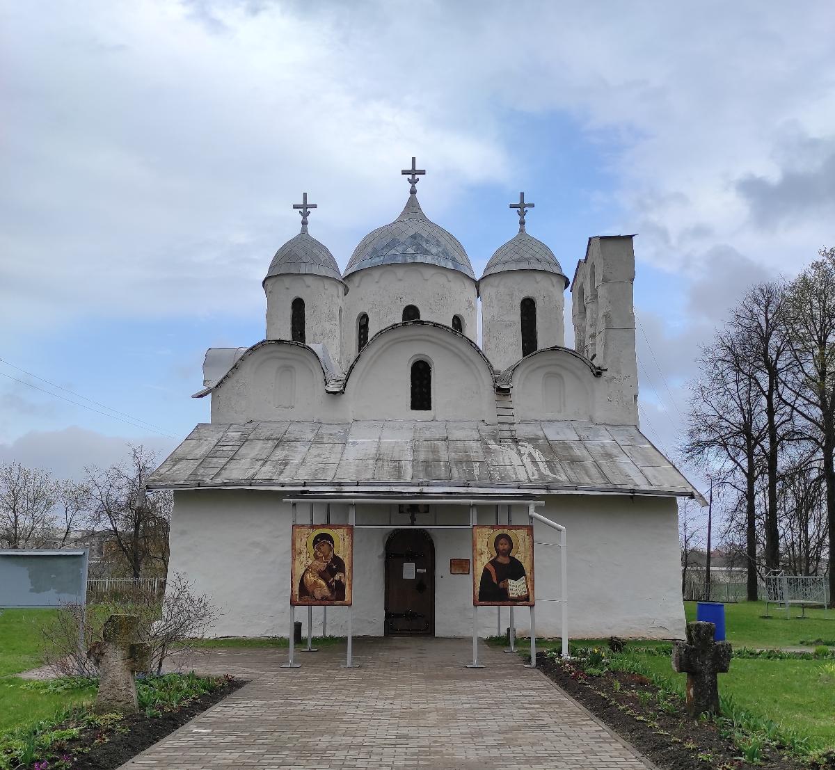 Cathédrale Saint-Jean-Baptiste de Pskov 