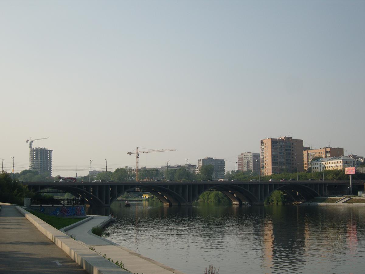 Makarowskij-Brücke 