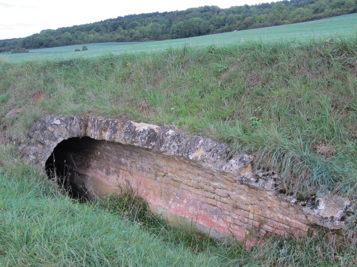 Römischer Aquädukt bei Metz 