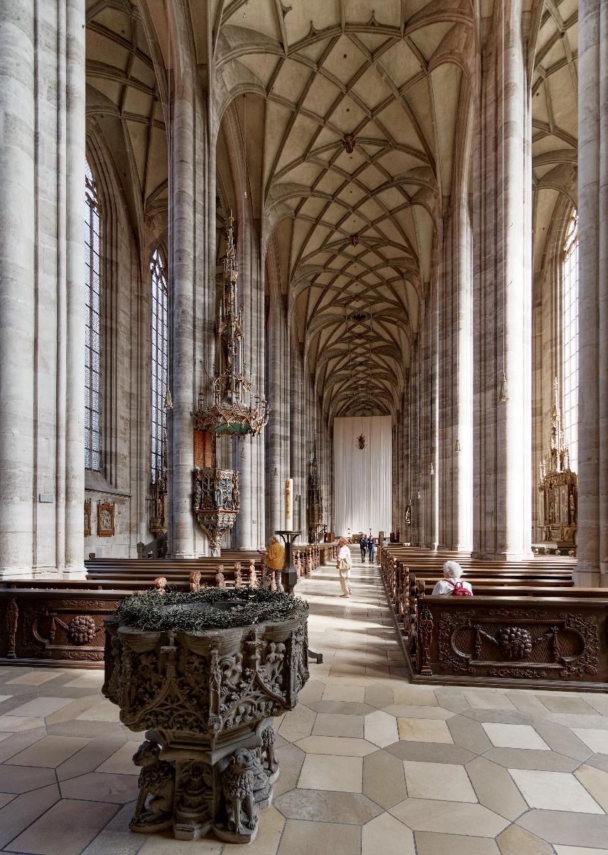 Interior of Münster St. Georg, Dinkelsbühl 