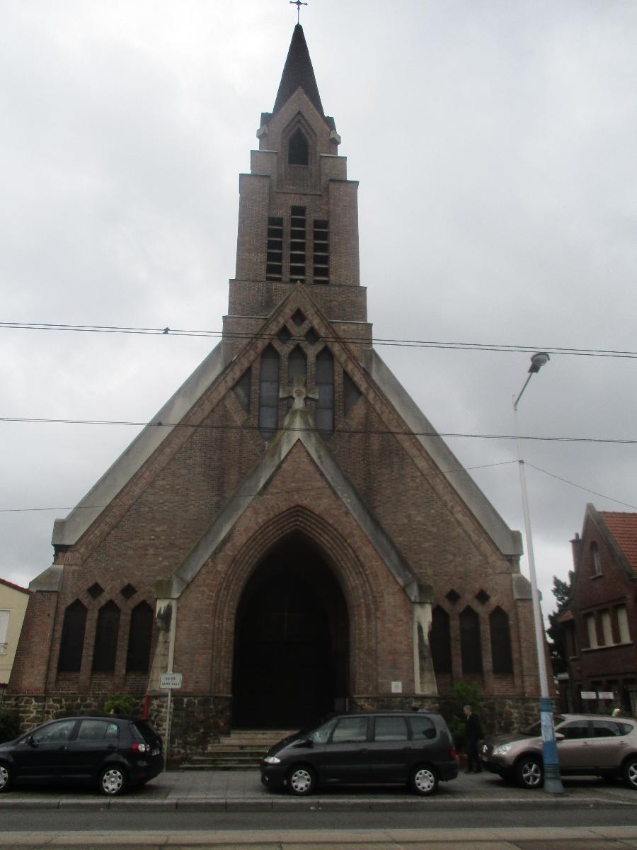 Église Saint-Yves des Quatre-Routes de La Courneuve. 