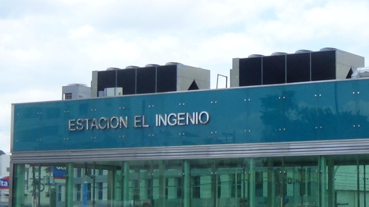 Metrobahnhof El Ingenio 